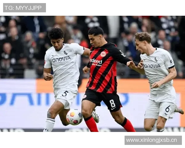 卢多戈雷与费伦茨的精彩对决揭示足球战术与团队合作的重要性 卢多戈雷与费伦茨的精彩对决揭示足球战术与团队合作的重要性