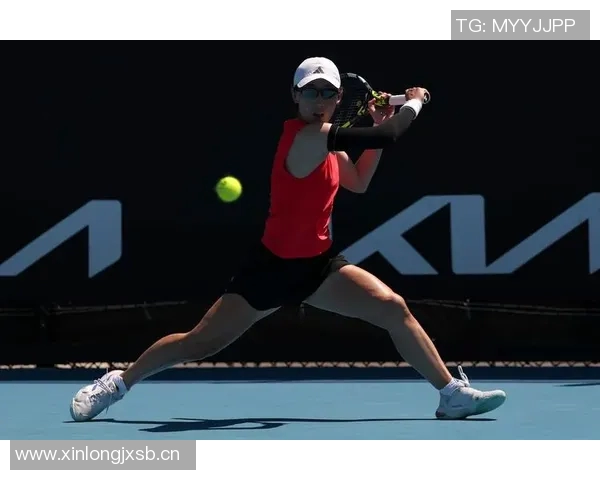 广州网球队的耐力训练揭秘：网球巨献背后的坚持与拼搏